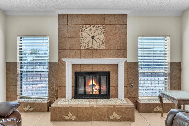 Building Photo - 2153 Trawood Dr