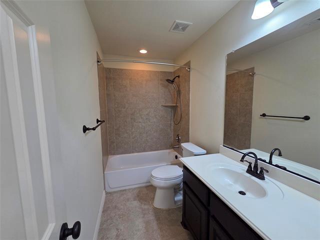 Building Photo - 7119 Paluxy Dr
