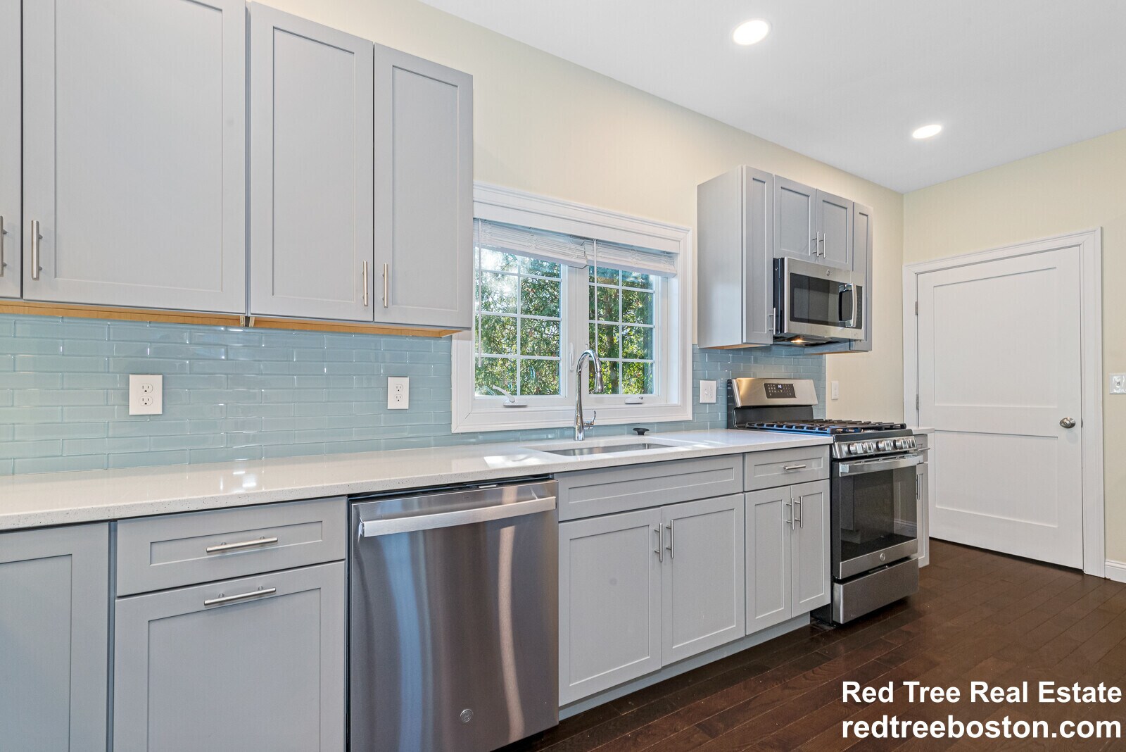 Building Photo - 62 Bradbury Ave