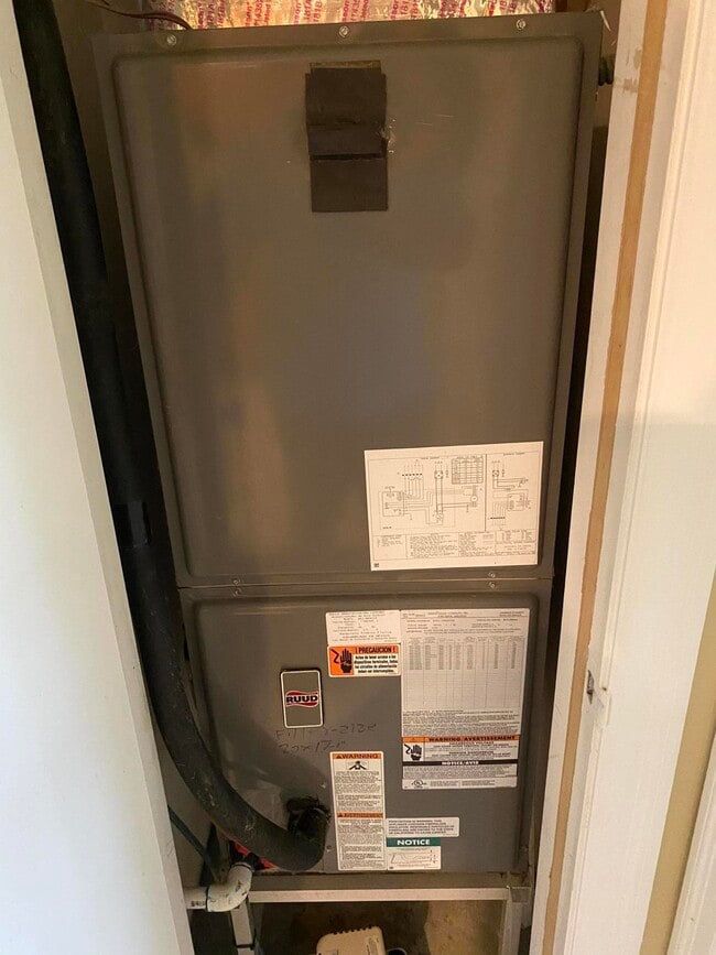 Building Photo - 1172 Surf Rd