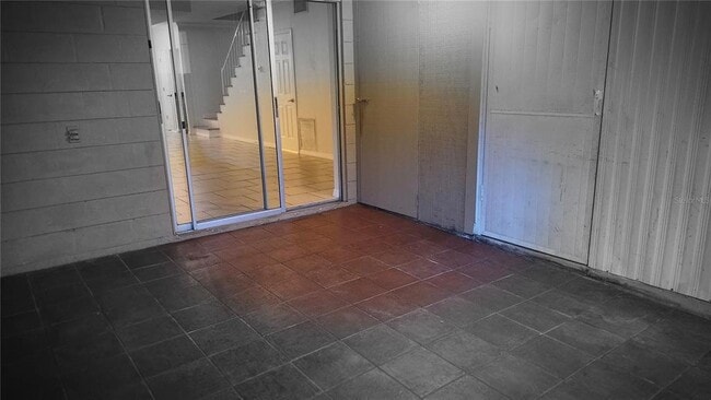 Building Photo - 11710 Wesson Cir W