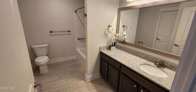 Building Photo - 25 Hastings Dr