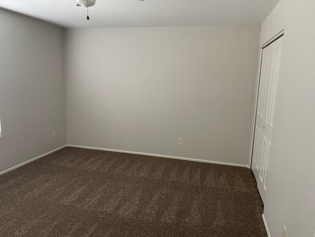 Building Photo - Charming 2-Bedroom Retreat in Serene Apache Junction—Your Cozy Escape Awaits!