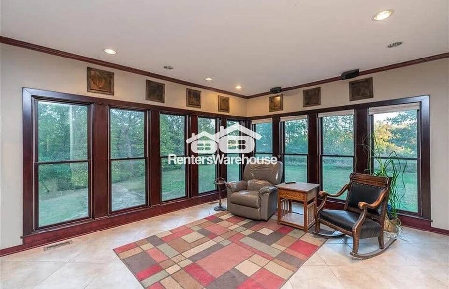 Building Photo - 18927 170th St