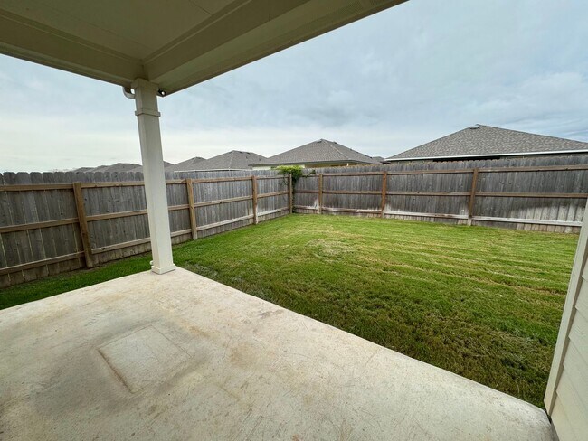Building Photo - 1312 Dowdy Dr