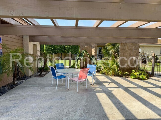 Building Photo - 1230 Granada Way