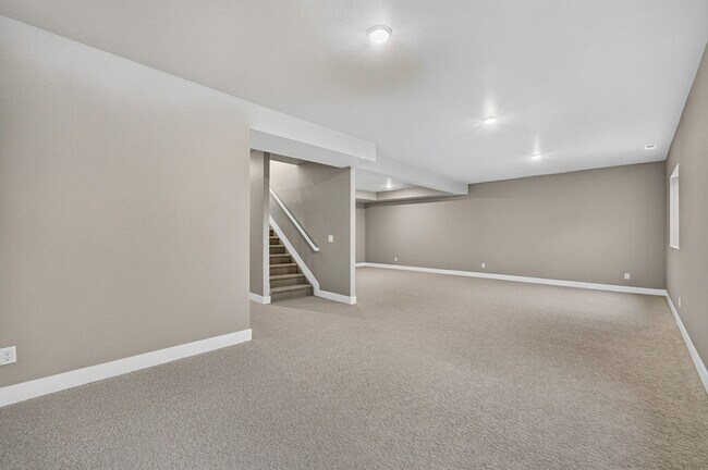 Building Photo - 10131 Lake Arbor Ln