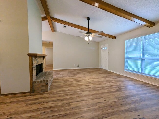 Building Photo - Fully Remodeled Home in PG!