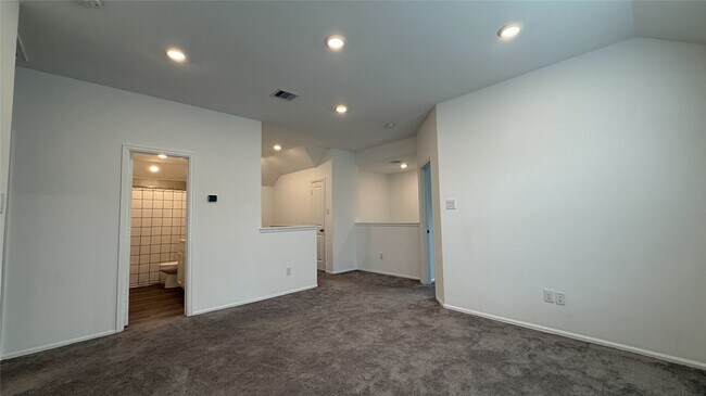 Building Photo - 9323 Darby Knoll Wy