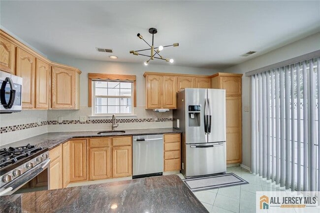 Building Photo - 401 Pheasant Run