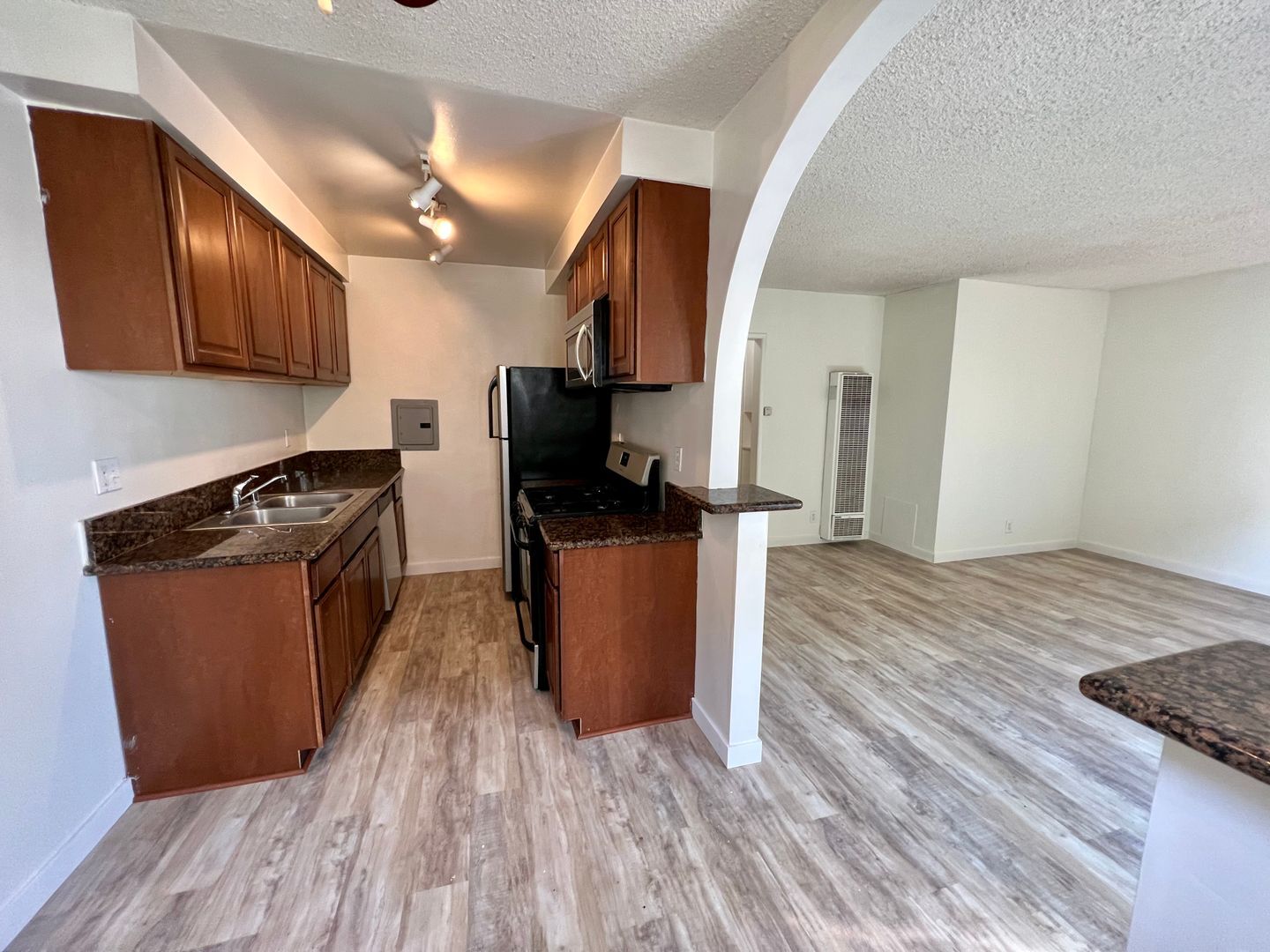 Building Photo - 12236 Pacific Ave