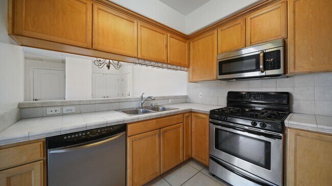 Building Photo - THE OAK, LLC