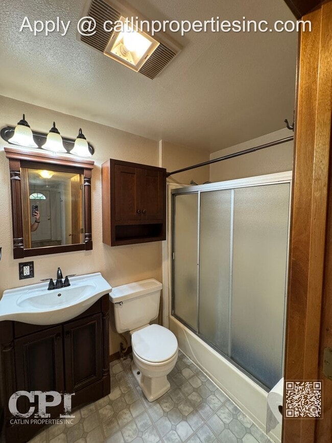 Building Photo - MOVE IN SPECIAL -  1/2 FIRST MONTHS RENT!!