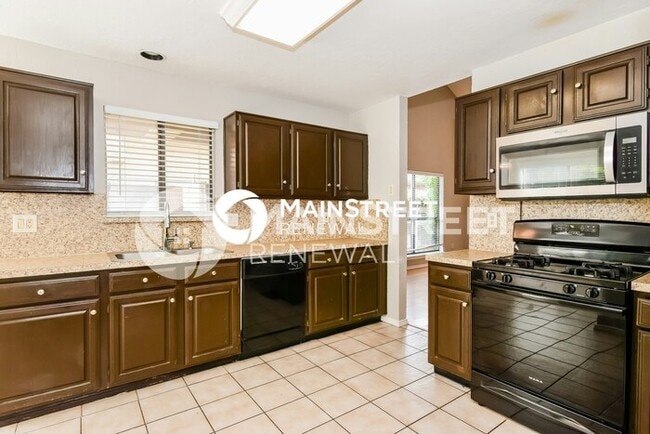 Building Photo - 3 Bedroom Pet-Friendly Home in Plano, TX with Main Street Renewal