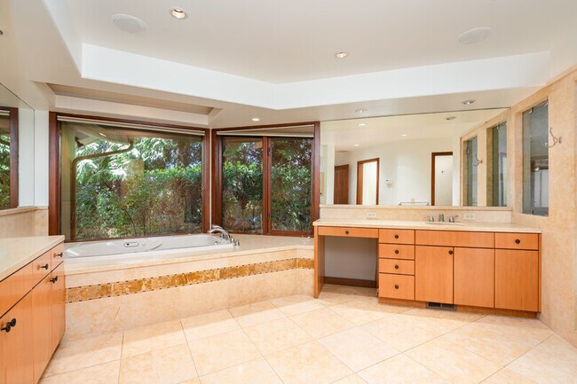 Building Photo - 88 Cascade Key