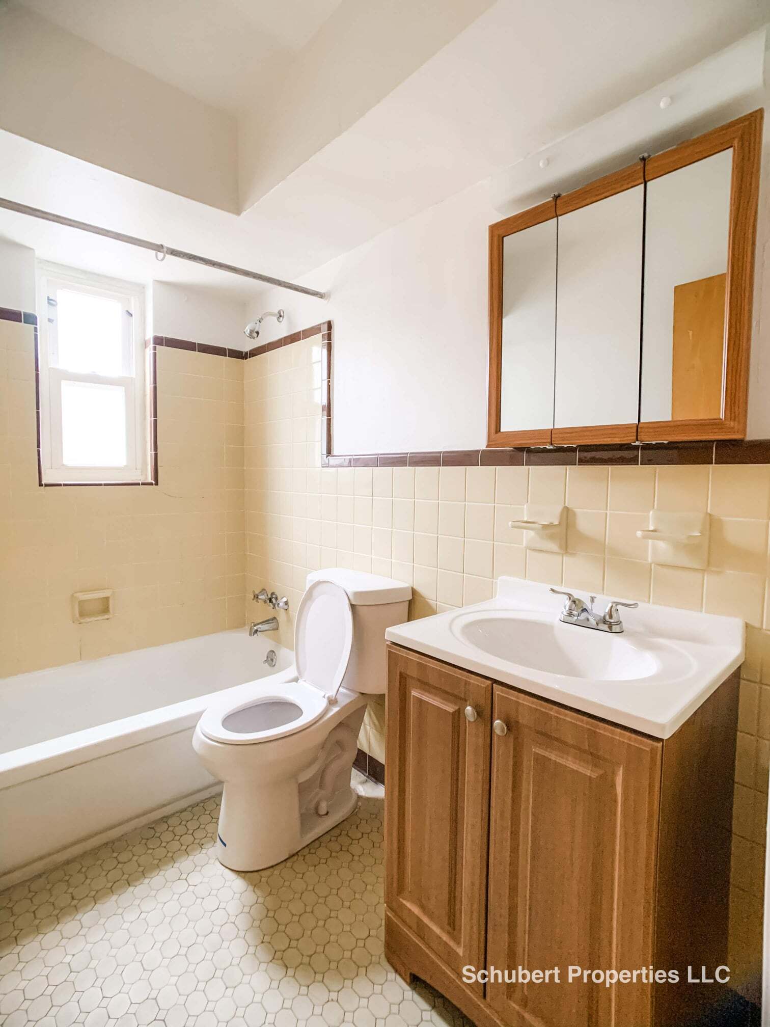 Bathroom #4 - 3154 Schubert Ave
