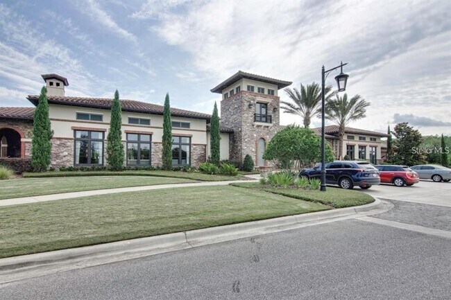 Building Photo - 4567 Tivoli Dr