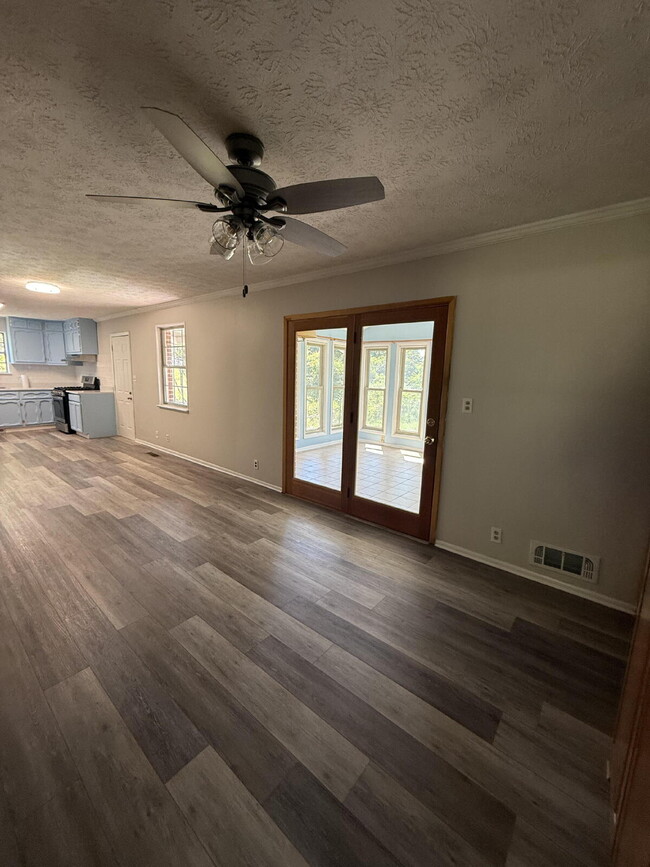Building Photo - Modern Living Meets Country Charm – Fully ...