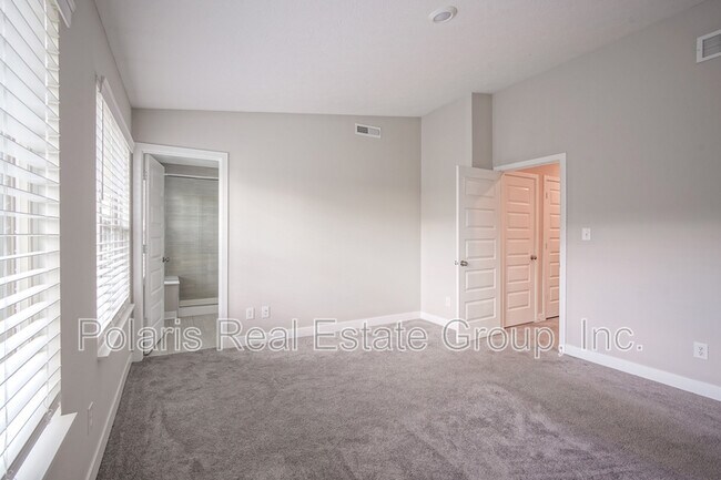 Building Photo - 8239 Bostic Dr
