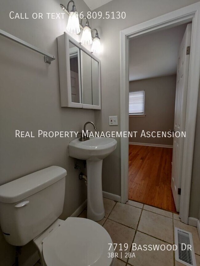 Building Photo - 7719 Basswood Dr
