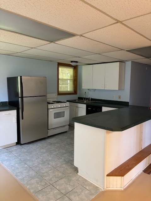 Building Photo - 728 N Lakeview Dr