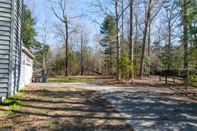 Building Photo - Call Sabrina at 757-767-0767 for more information