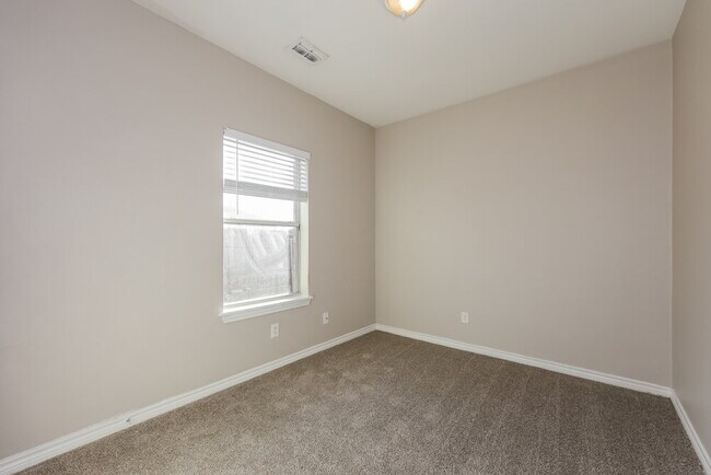 Building Photo - 9328 Rhoni Ct