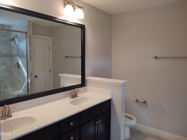 Building Photo - 2719 Masonboro Ferry Dr