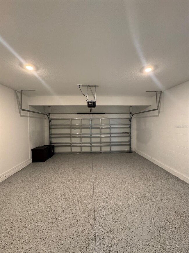 Building Photo - 297 Bogey Dr