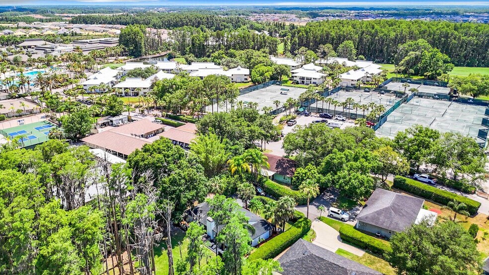 Building Photo - 5700 Saddlebrook Way