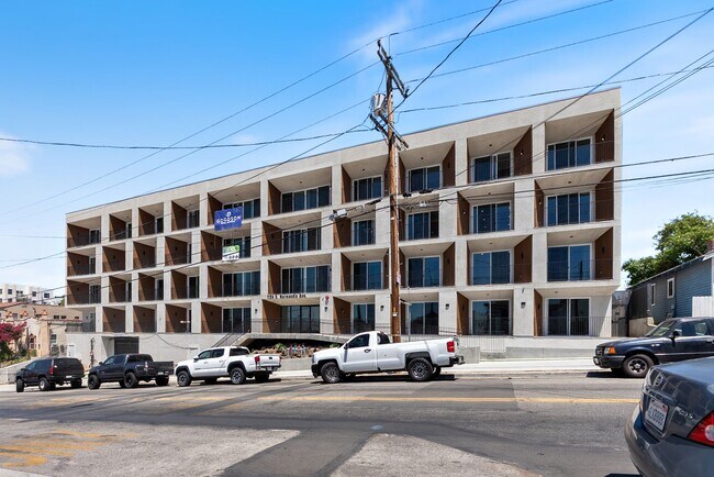 Building Photo - BRAND NEW CONSTRUCTION - Move-In Special 8...