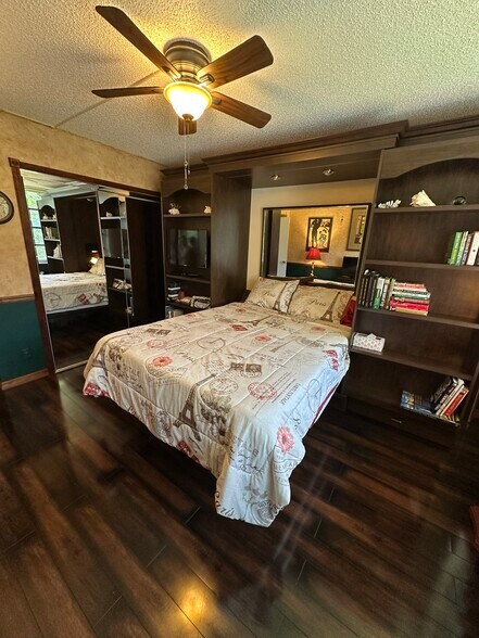 2nd Bedroom with Queen Murphy Bed - 933 Cypress Grove Dr