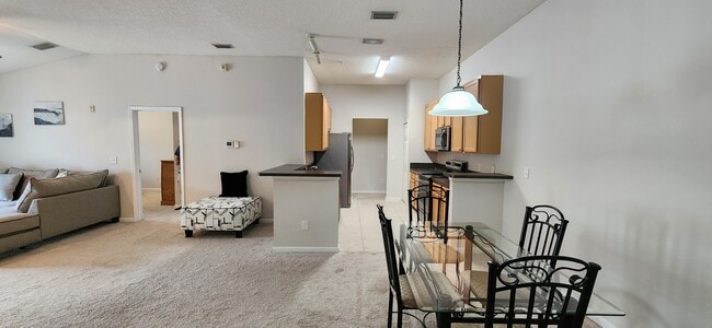 Building Photo - 7036 Deer Lodge Cir