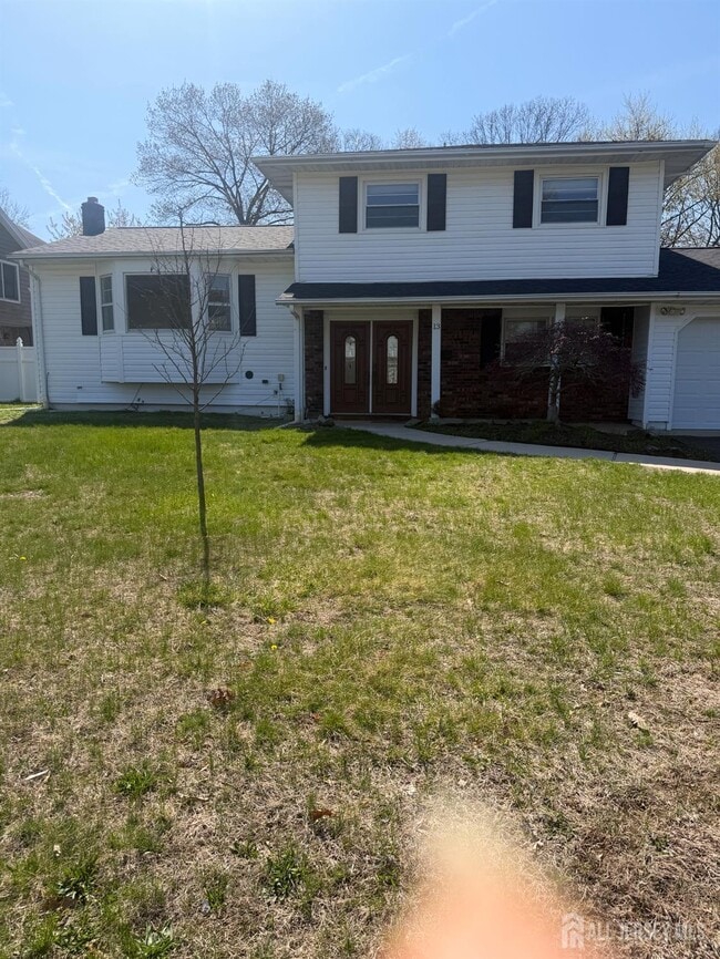 Building Photo - 13 Oakwood Dr