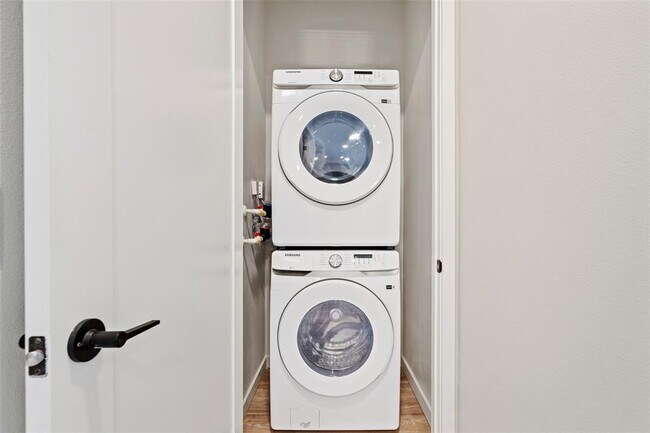 Building Photo - 4510 Terry-O Ln