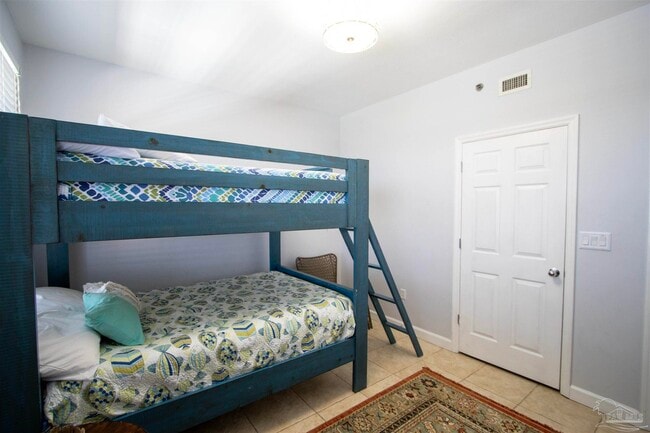 Building Photo - 800 Fort Pickens Rd