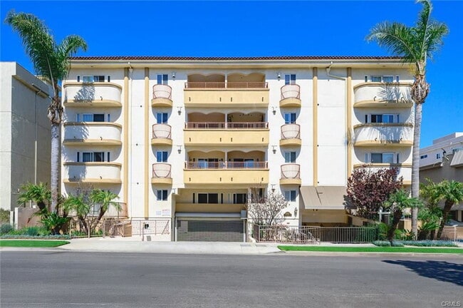 Building Photo - 1828 Glendon Ave