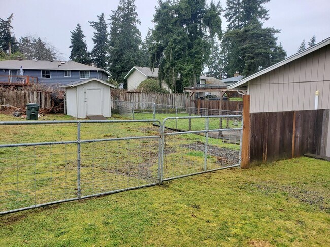 Building Photo - 12202 108th Ave Ct E