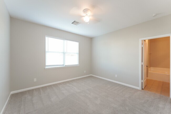 Building Photo - 5026 Manor Stone Ln