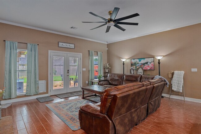 Building Photo - 2324 Tallgrass Cir