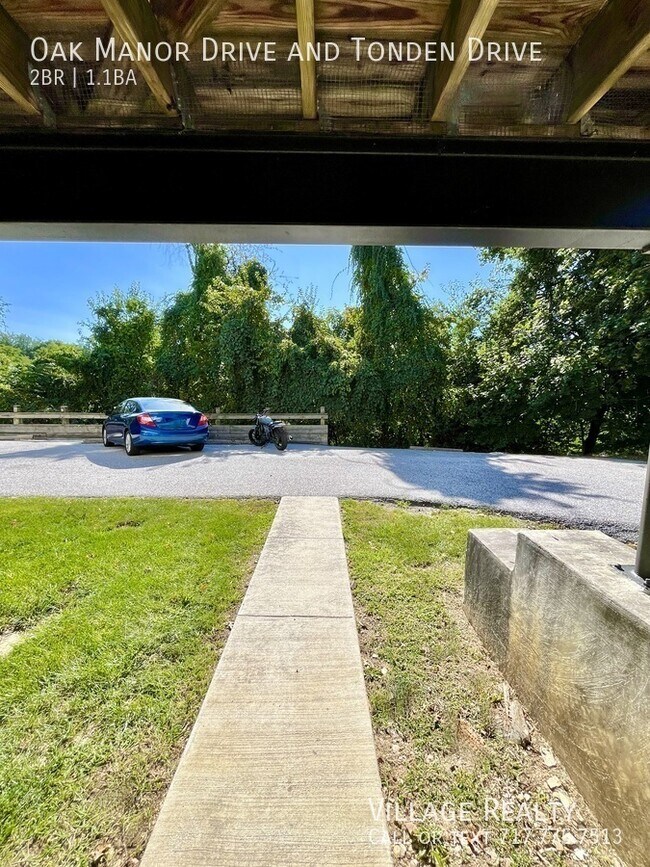 Building Photo - 188 Oak Manor Dr