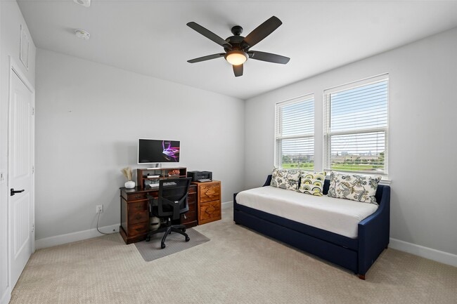Building Photo - 6804 Westview Dr