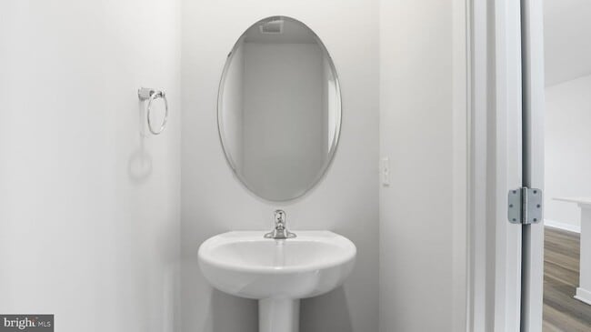 Building Photo - 466 Still Feather Ave