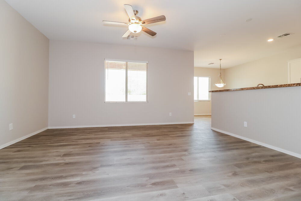 Building Photo - 7415 S 253rd Dr