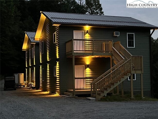 Building Photo - 237 Majestic Vine Ln