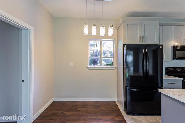 Building Photo - 4 br, 2 bath House - 6026 Danube Way