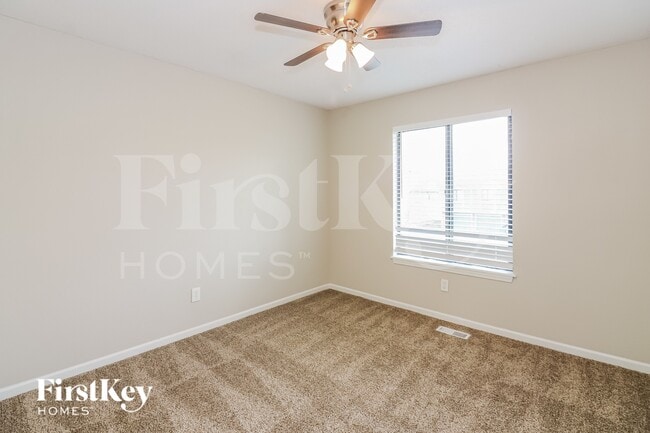 Building Photo - 14411 Craig Ave