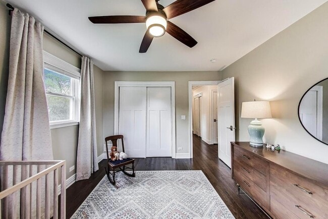 Building Photo - 511 S Dwyer Ave