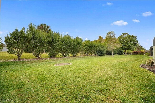 Building Photo - 4290 Dutchess Park Rd