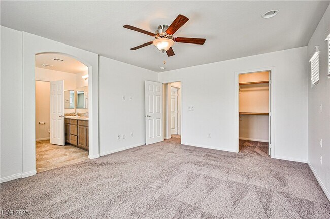 Building Photo - 9240 Black Diamond St